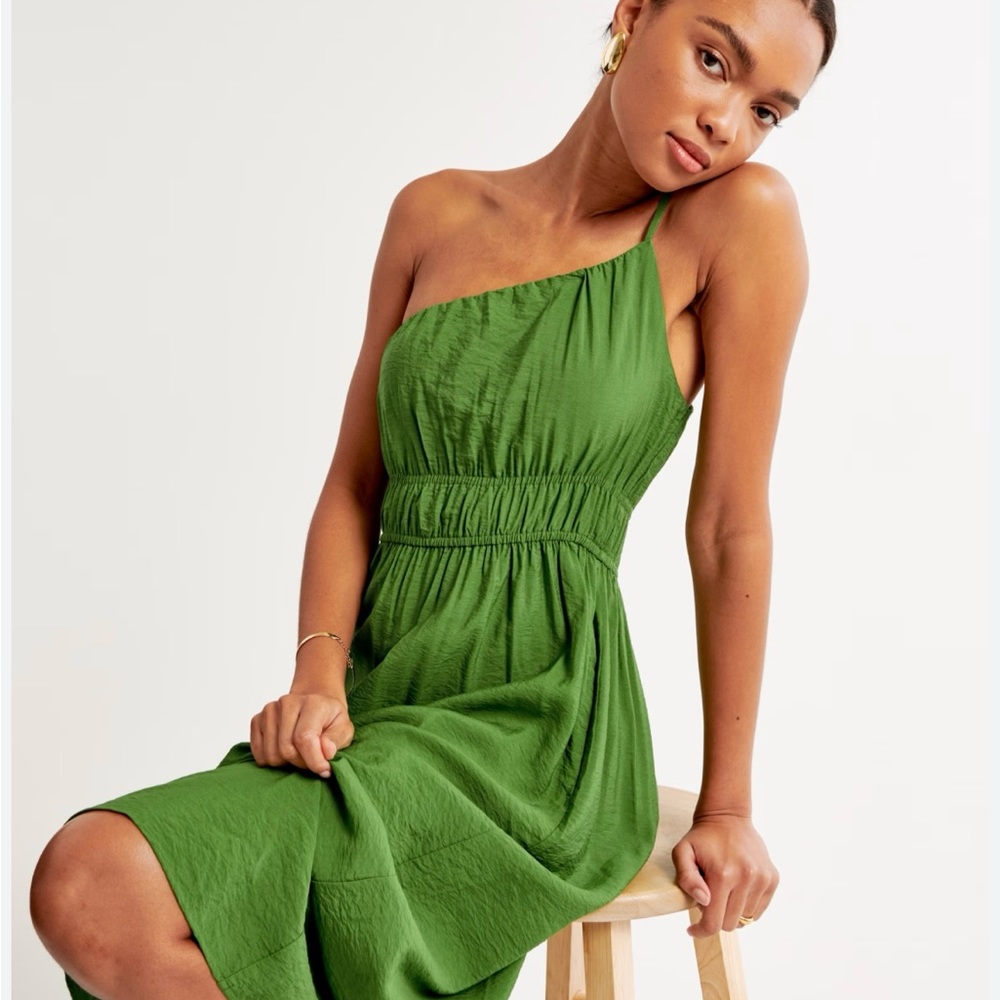 Abercrombie & Fitch women’s one shoulder Maxi dress